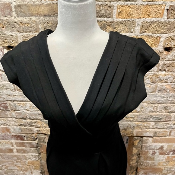 Banana Republic little black dress! - Picture 4 of 8